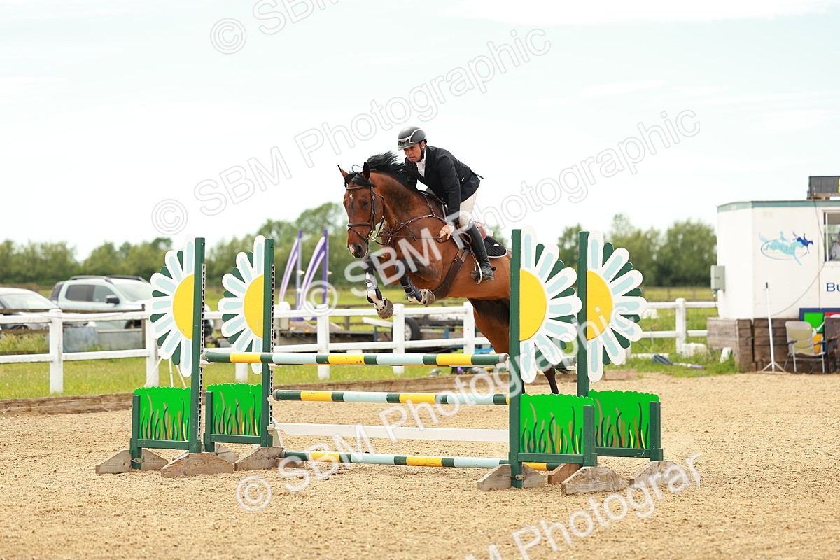 SBM_002136 - Class 4 - Senior Newcomers - 1.10m
