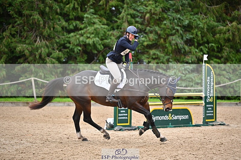 251026A-164440-26884 - G-562-Phoebe.Lagor