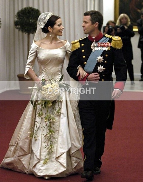 (D-17)  Royal Wedding - Danish Royals