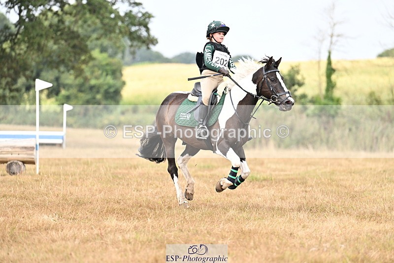 250824A-112751-35205 - 2021-Evelyn.Ogborne-Sarah.Boy