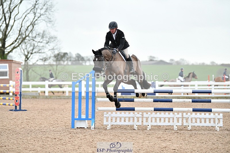 240124A-121737-00402 - Cls 3 Newcomers & 1.10m Open