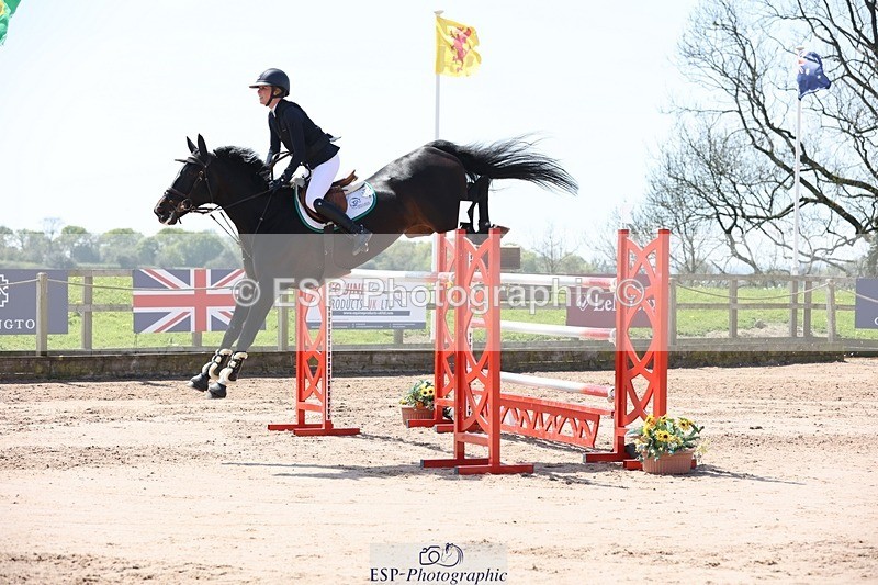 250427-131022-17024 - Cls 12 - 2 Star Big Tour L Ranking GP start to break