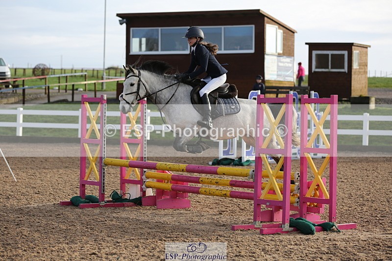 240211A-100235-01702 - Cls 1 Pony Intro 70cm