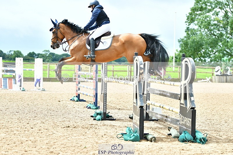230805A-120512-00323 - Cls 3 Snr Foxhunter & 1.20m Open
