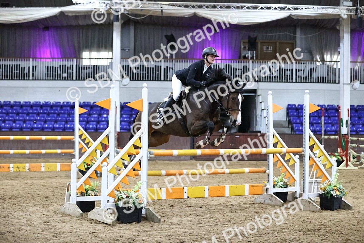 SBM_002017 - Class 4 - Senior Newcomers - 1.10m Open