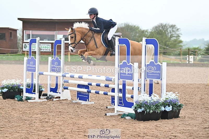 240505A-112700-04859 - Cls 3  Pony Discovery & 90cm Open