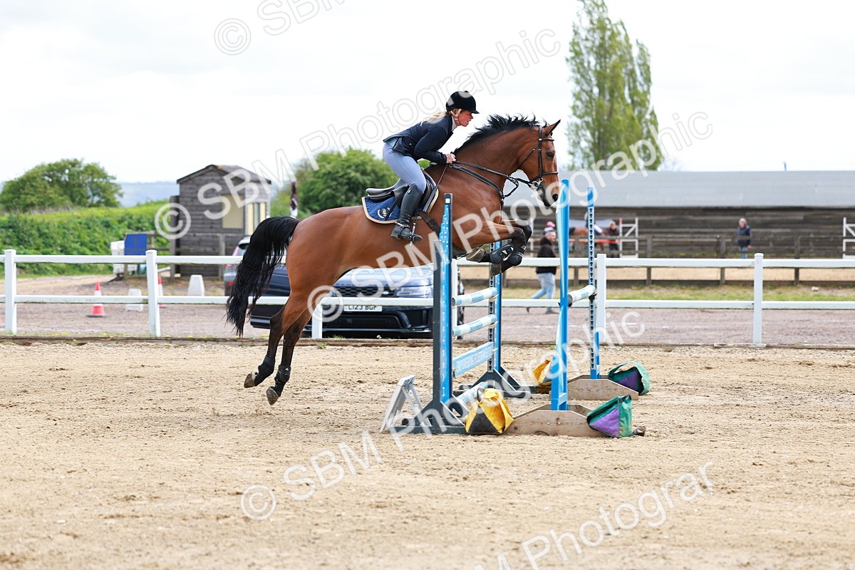 SBM_002331 - Class 10 - Senior Newcomers - 1.10m