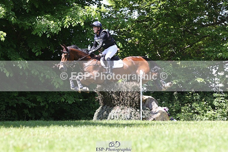 230527-135718-09538 - 375-FINLEY_DU_LOIR-Oliver_Townend-XC