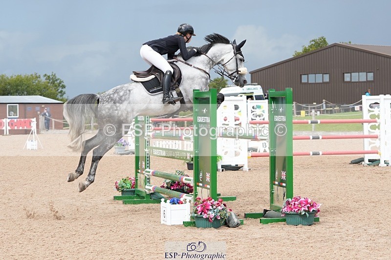 250913-123636-06922 - Cls 15 Snr Foxhunter