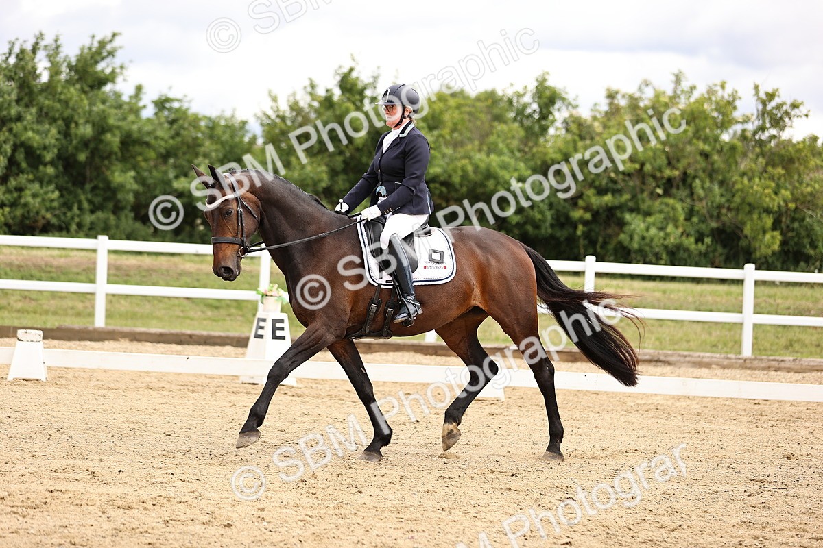 SBM_001995 - Class 2 - Novice 4 - 10.36-11.39