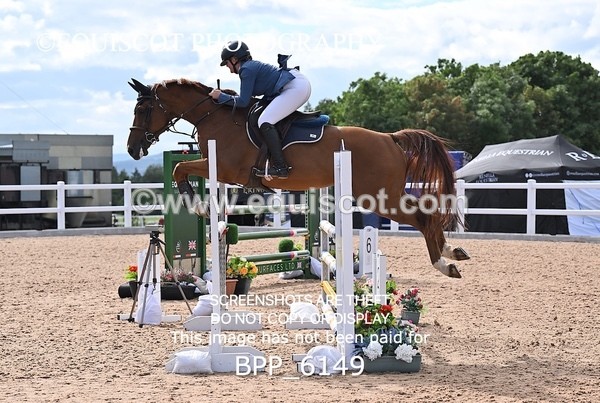 BPP_6149 - CLASS 11 THURS GFS Saddles Senior Newcomers/1.10m Open
