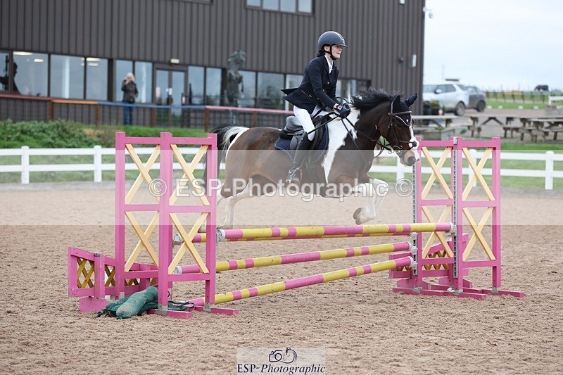 241116X-092020-00242 - Cls 05 Pony Intro 80