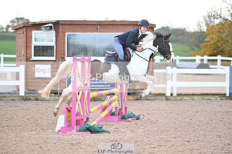 231119A-084222-04191 - Sun Cls 2 British Novice & 80cm Open