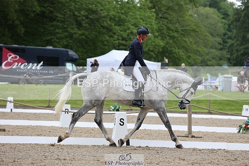 240523-094238-03192 - 208-KING_LOUIS-Mary_King