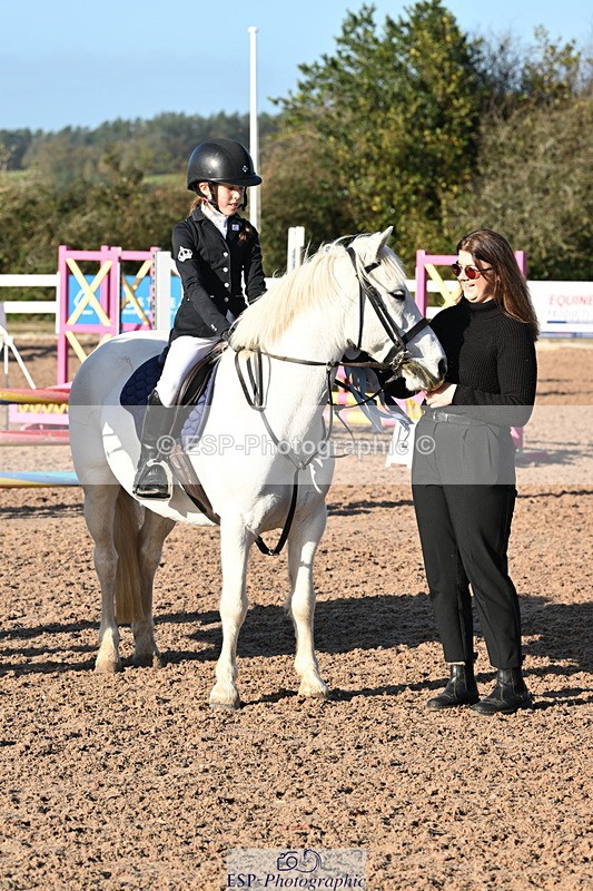 241026A-103230-00170 - SAT Cls 3 Pony Intro 70cm