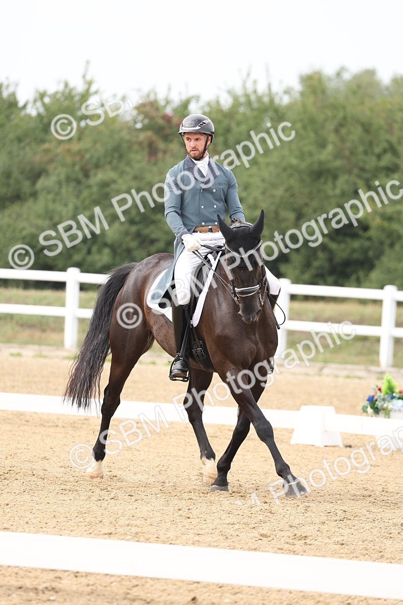 SBM_008324 - Class 10 - FEI INT I - 16.10-16.50