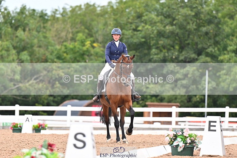 240817A-131910-09295 - 198-Lindsey.Cheffings-Prima