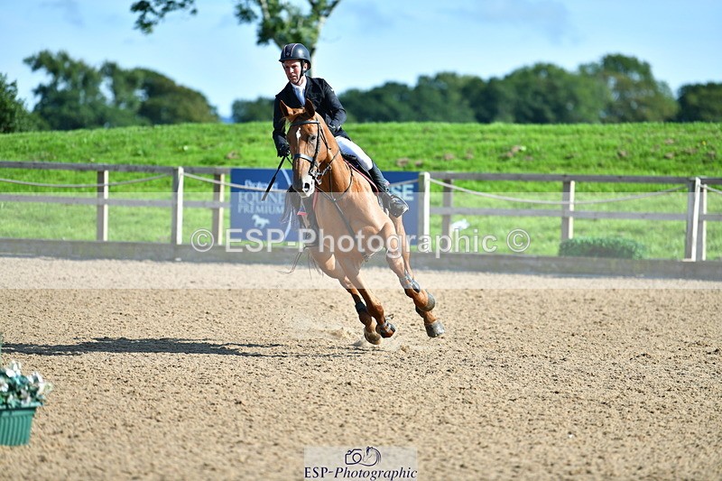 230723A-170927-13775 - Cls 8, 2 Star Medium 1.35m