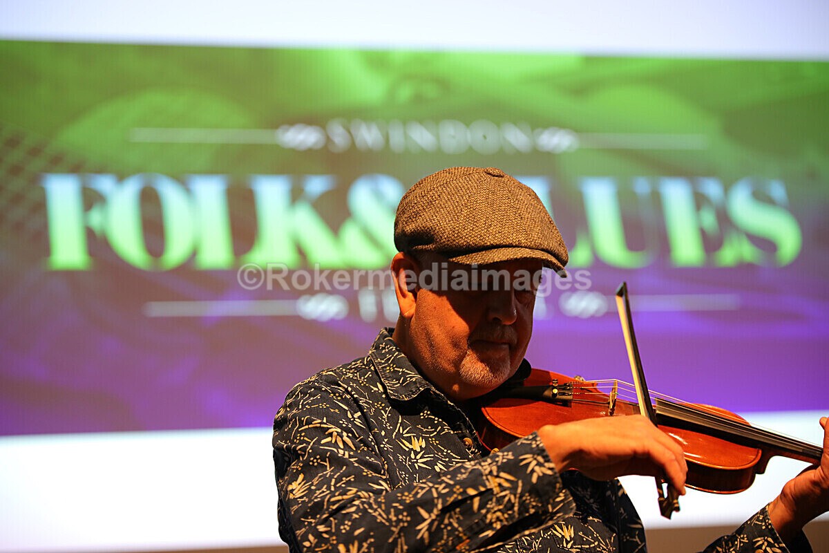 FOLK N BLUES-147 - FOLK and BLUES SEPT 2022