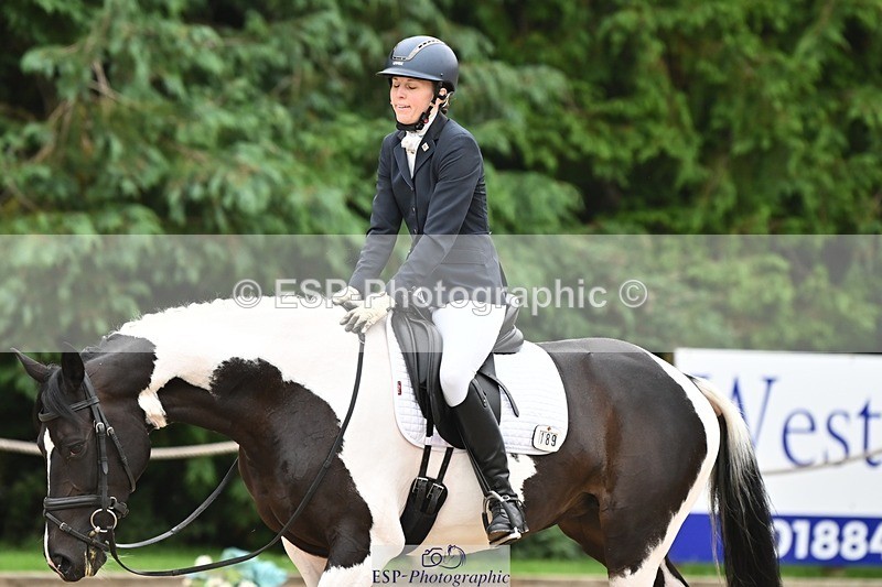 240811-112146-05156 - 189-Emma.Jenkinson-Fleur.C