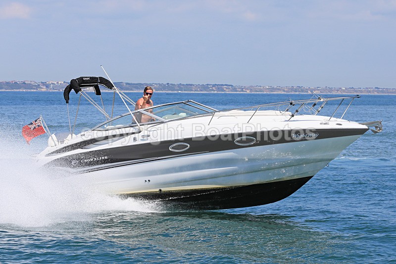 170618 WIGHT WAY - CROWNLINE1Y3A5486 - Motorboats - Open