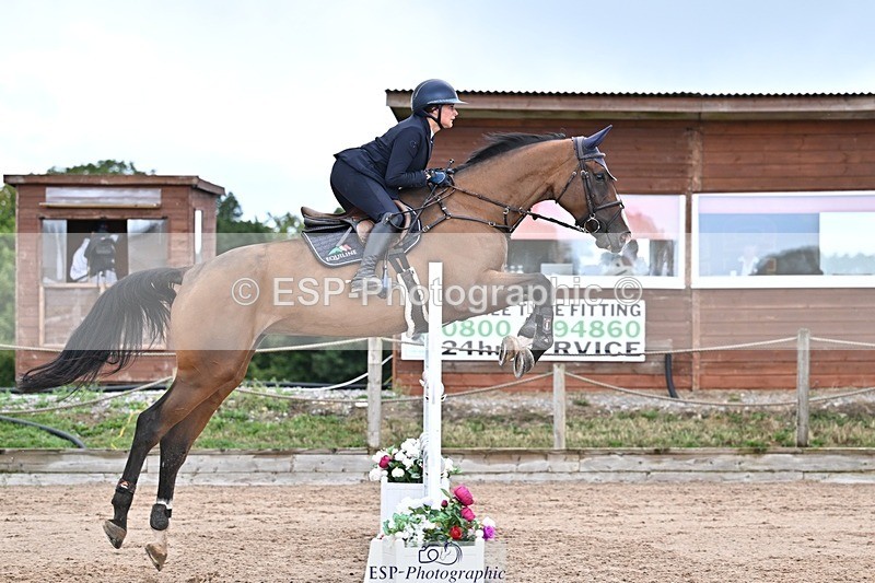 250731-104739-00441 - Cls 02 Snr Fox 1st Rnd