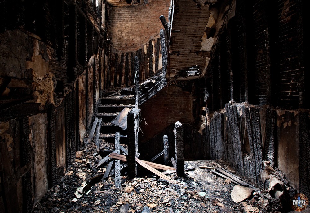 Hotel Do De (Bellefonte, PA) | been through some dark times - The Garman Theater and Hotel Do De