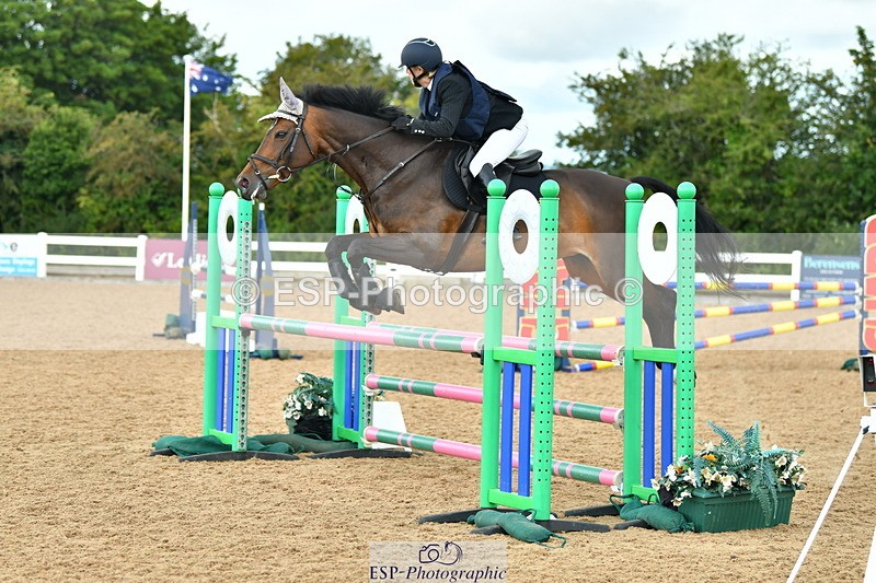 230813A-111820-11706 - Cls 40 A&B Senior Discovery & 1m Open