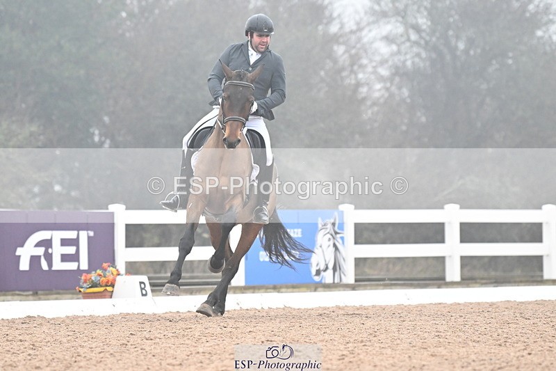 240217A-122719-02225 - 153-Robert.Trobridge-Orlando.T