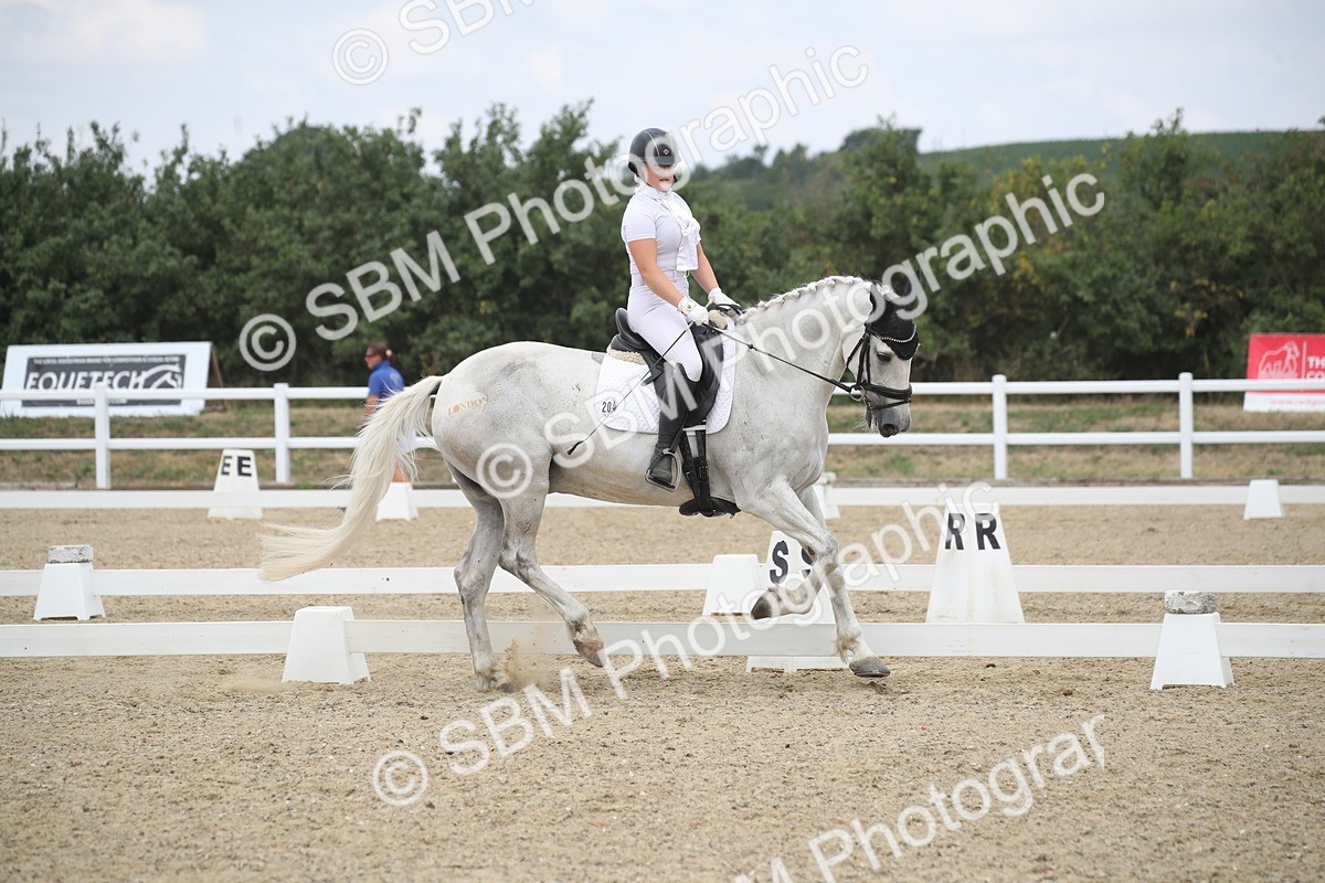 SBM_008879 - Novice 5 - 13.29-14.18