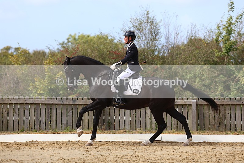 3E7A3873 - Class 8: Novice 6 Section A Championship