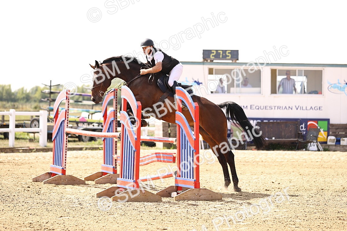 SBM_006705 - Class 12 - Amateur Championship Qualifier 1.05m