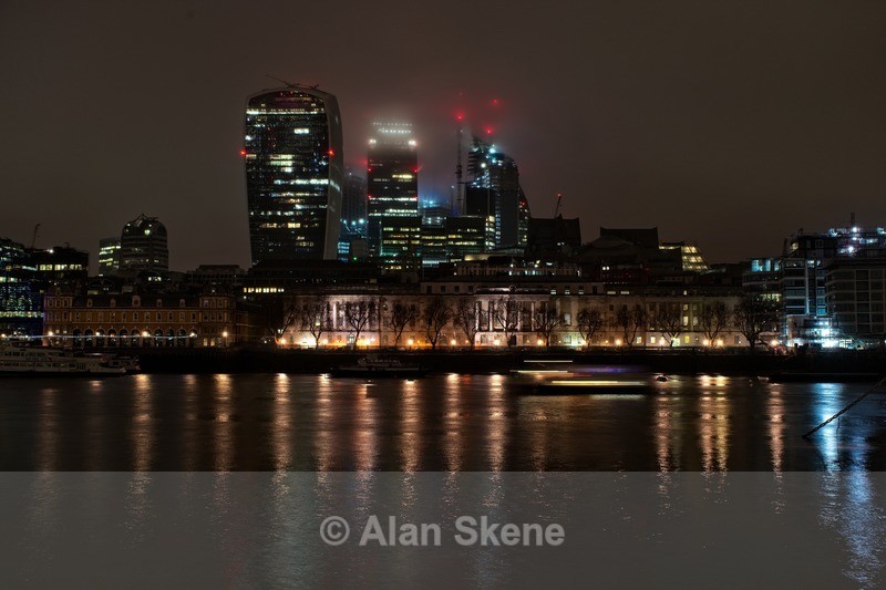 DSC00027 - London low light