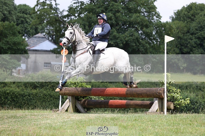 230625-121611-04201 - XC 90cm 12.00 to 13.00