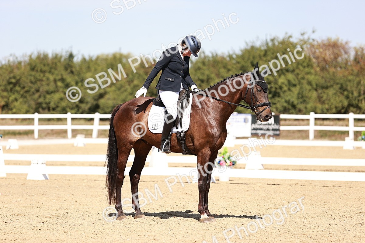 SBM_004942 - Class 12 - Novice 5 - 12.02-12.44