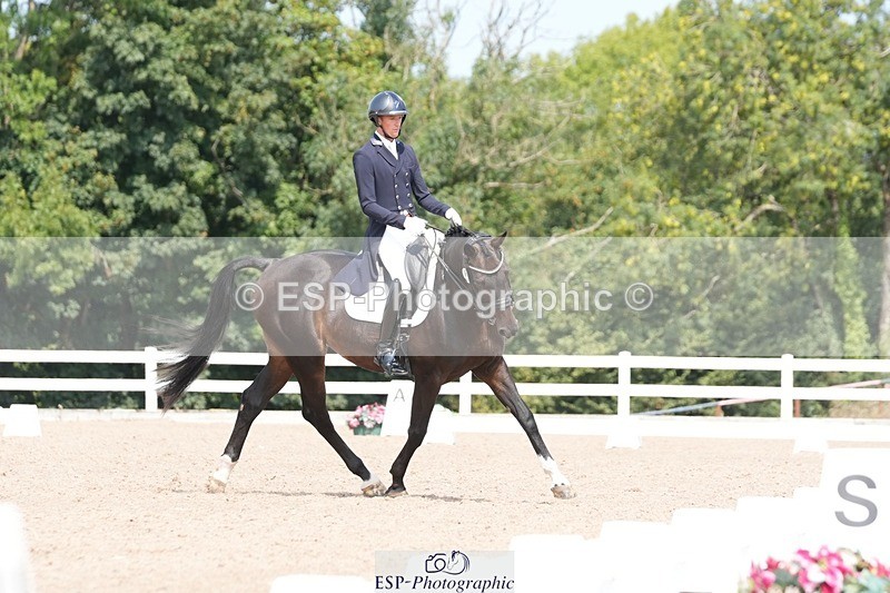 250815-124627-01069 - 016-Ben.JamesToto.light