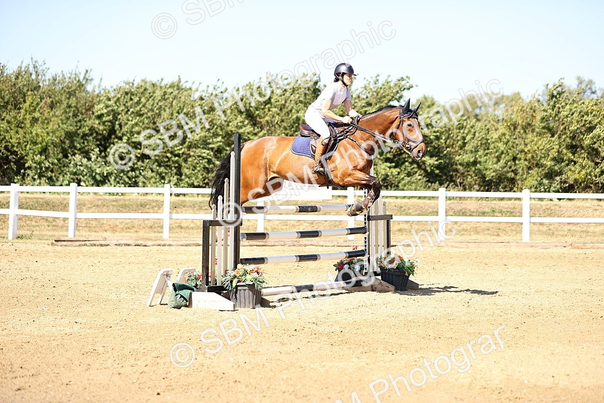 SBM_015585 - Class 16 - Senior foxhunter - 1.20m Open