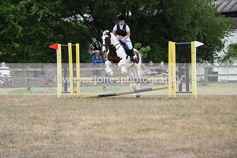 WJ6_0710 - Class 14 Intermediate Jumping 75cm