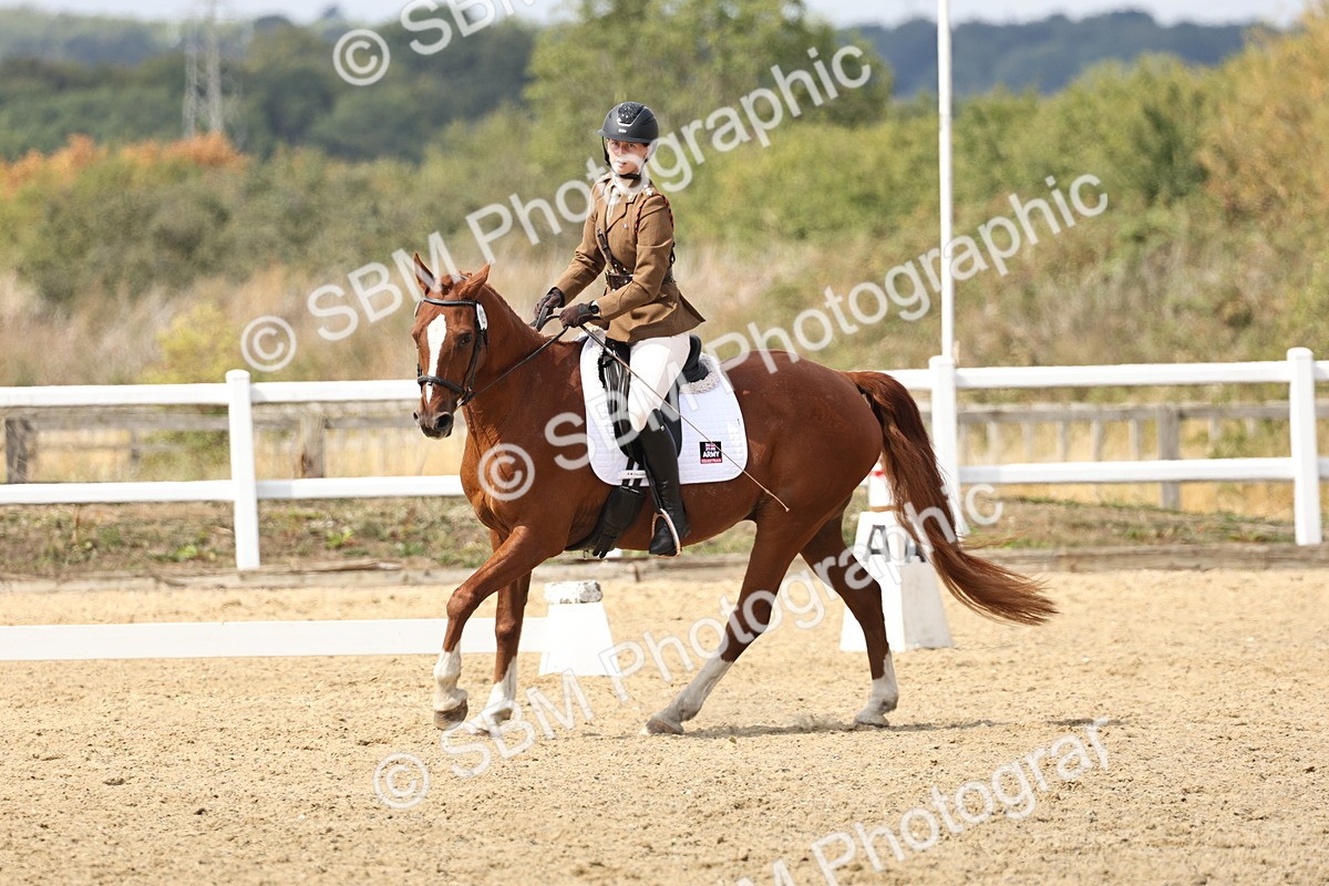 SBM_018805 - Class 16 - Novice 5 - 12.08-13.11