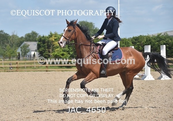 JAC_4650 - CLASS 7 Senior Foxhunter/ 1.20m Open