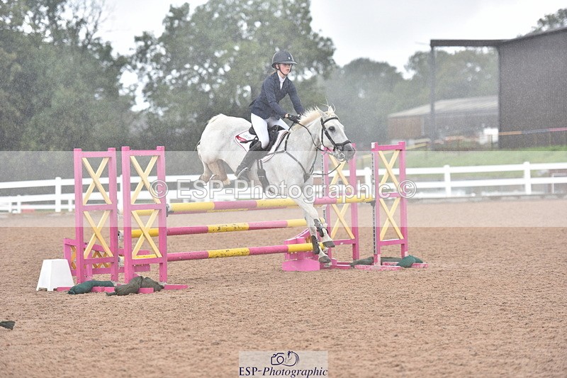 230805A-134930-00773 - Cls 10 Pony Newcomers & 1m Open