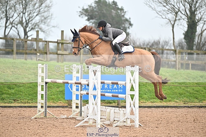 250122-143256-00662 - Cls 6 Foxhunter and 1.20m