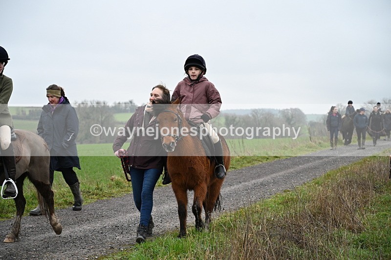 WJ7_9786 - Walk out..