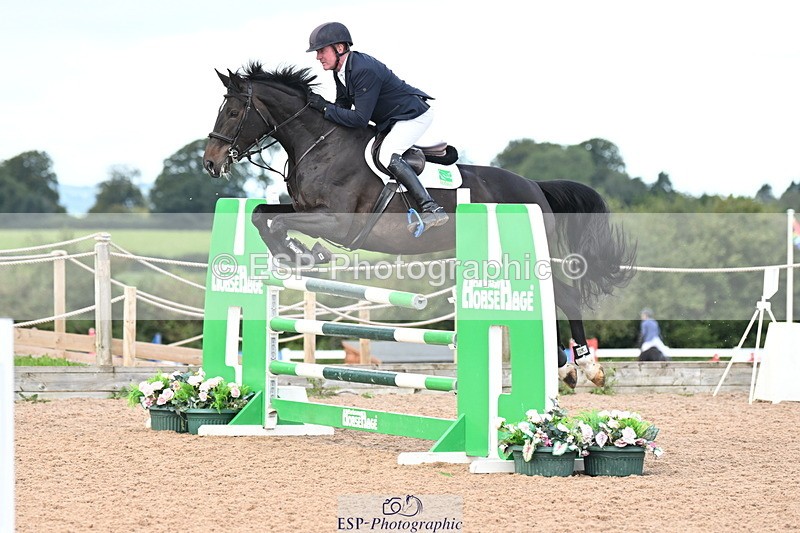 240912A-122435-01457 - Cls 3 Snr Foxhunter