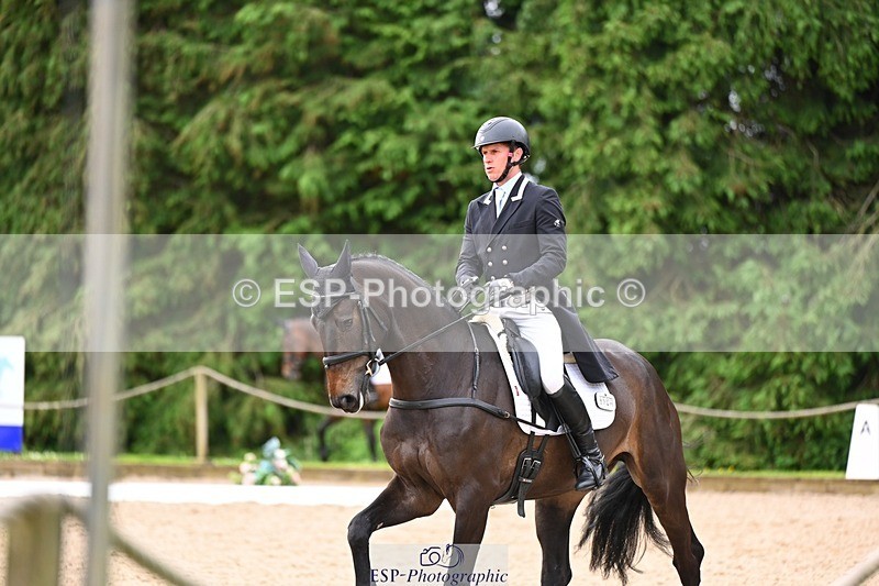 240524-093810-07926 - 507-DASSETT_ROCK_STAR-Tom_D_Crisp