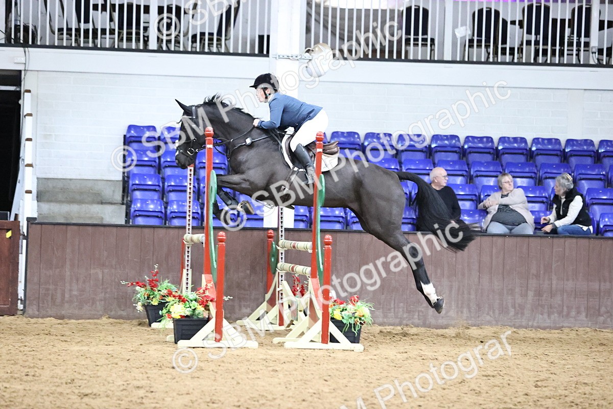 SBM_001934 - Class 4 - Senior Newcomers - 1.10m Open