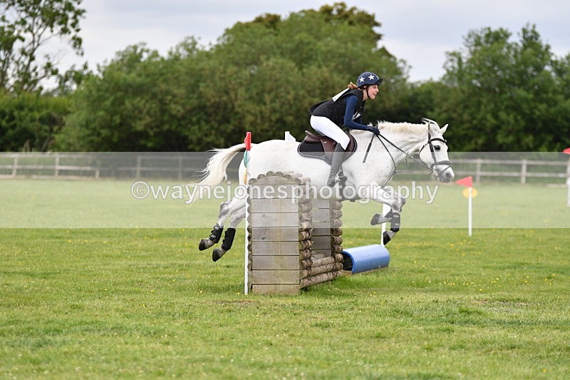 WJ5_3469 - Class 5 80cm Pairs