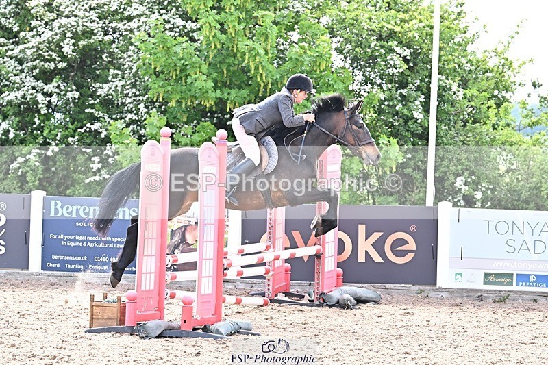 260512-162153-00105 - 70cm Classes