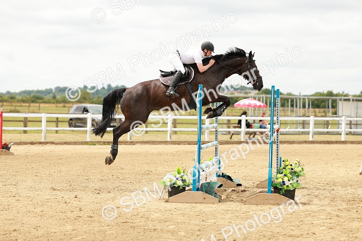 SBM_017785 - Class 21 - Senior Newcomers Championship 2d Rd