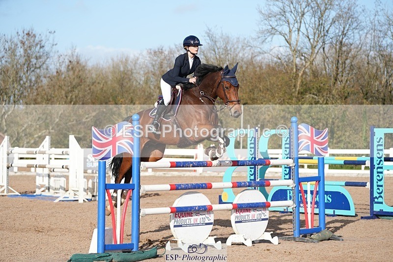 251108-125749-02611 - Cls 13 Foxhunter and 1.20m Open